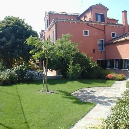 Garden Charme And Canal View! Apartamento *